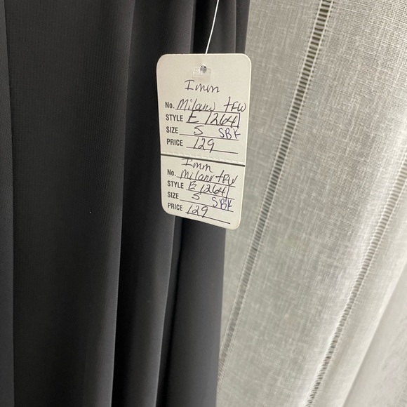 Short Strapless Formal Dress by Milano size Small, grey with rhinestone broach - Picture 4 of 8